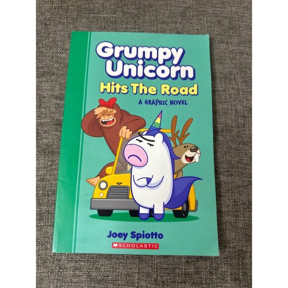 Scholastic Other - Grumpy Unicorn Hits The Road Graphic Novel By Joey Spiotto
